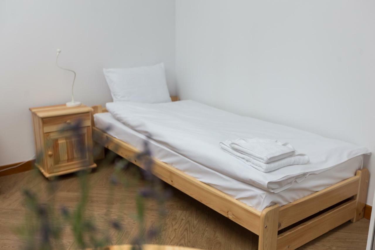 Artrooms Pokoje Goscinne Krosno Ngoại thất bức ảnh